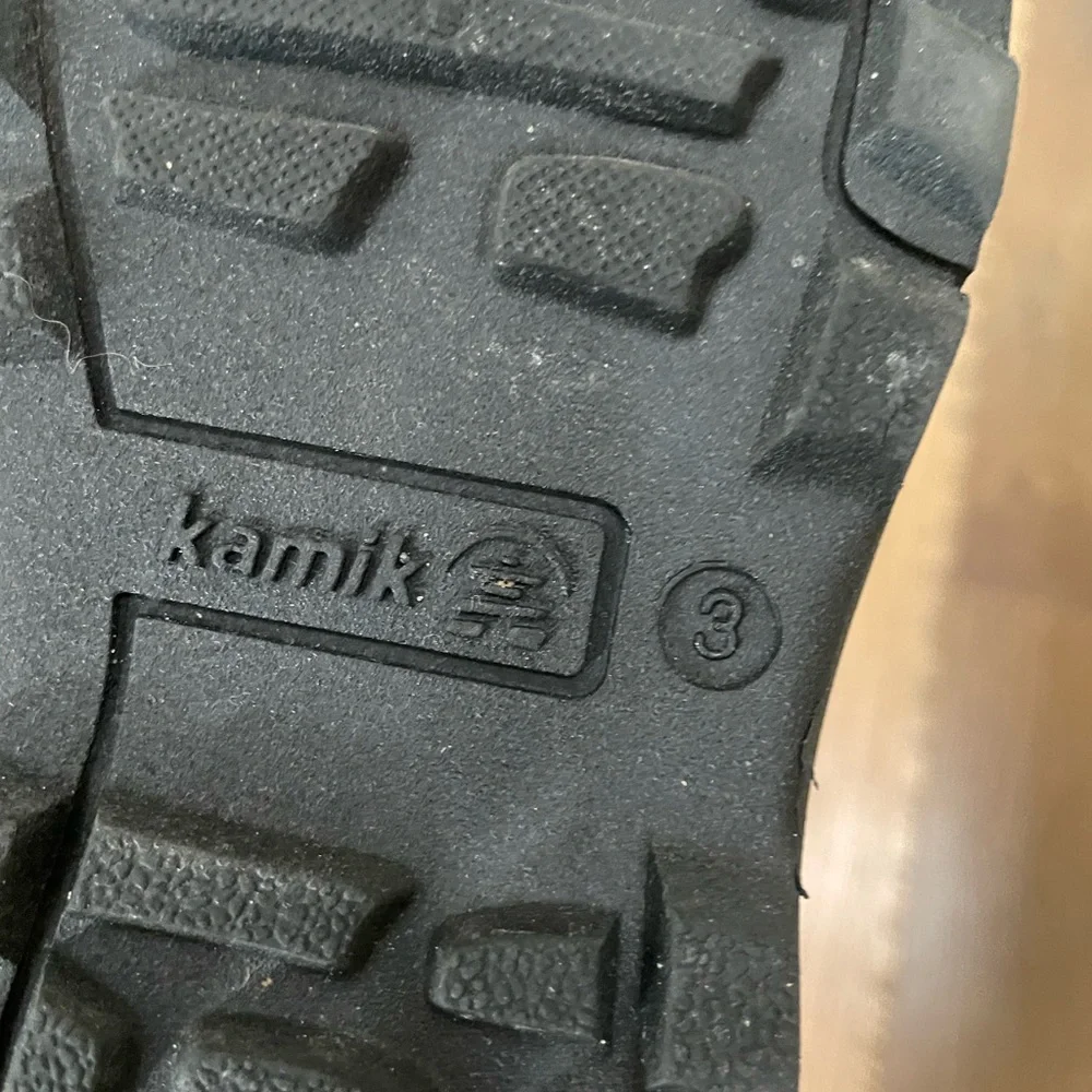 Kamik waterproof winter snow boots girl 3